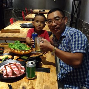 Chỉ là ăn uống..